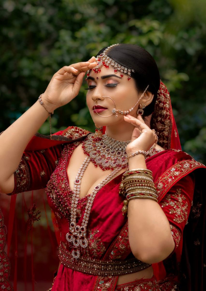 home-service-makeup-dubai-muba-makeup- BRIDAL MAKEUP DUBAI (20)