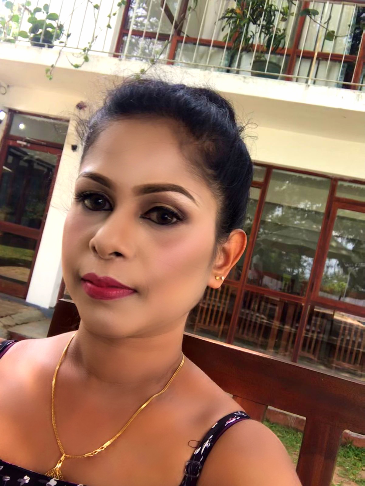 home-service-makeup-dubai-muba-makeup- PARTY MAKEUP (4)